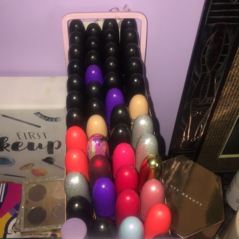 Purging my Mac lipsticks